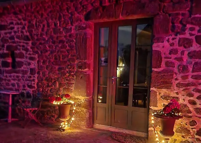 Les Naturelles Semesterbostad *